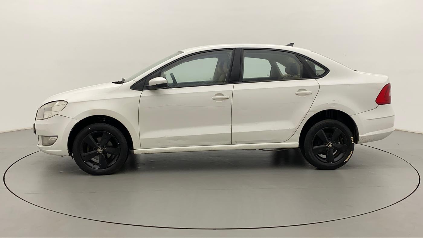 2016 Skoda Rapid 1.6 MPI ACTIVE, Petrol, Manual, 66,054 km, Left Side