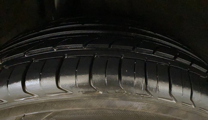 2019 Hyundai Verna 1.6 VTVT SX O, Petrol, Manual, 63,763 km, Right Rear Tyre Tread