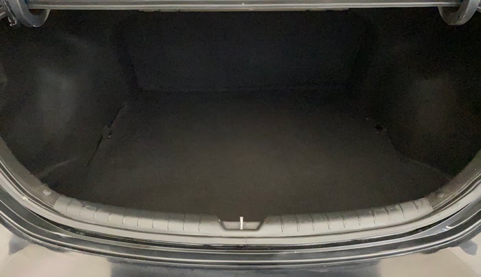 2019 Hyundai Verna 1.6 VTVT SX O, Petrol, Manual, 63,763 km, Boot Inside