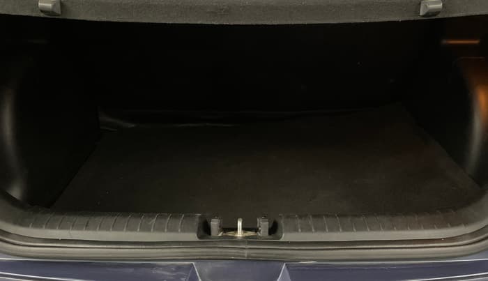 2022 Hyundai VENUE S 1.2, Petrol, Manual, 96,176 km, Boot Inside