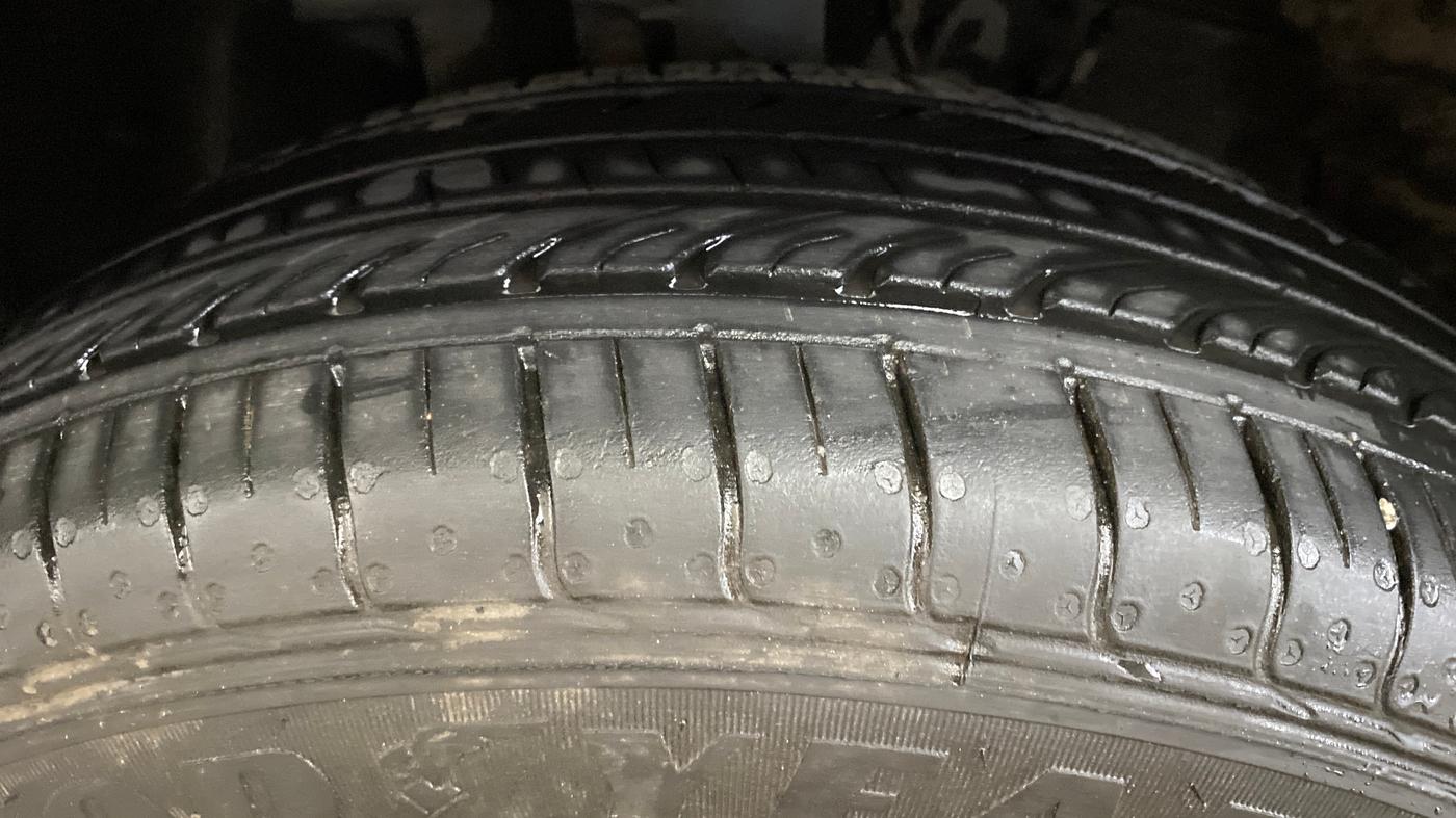 2022 Hyundai VENUE S 1.2, Petrol, Manual, 96,176 km, Left Rear Tyre Tread
