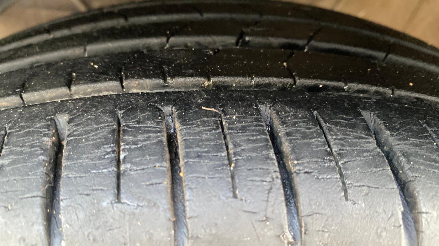 2019 Maruti Baleno ZETA PETROL 1.2, Petrol, Manual, 21,523 km, Left Front Tyre Tread