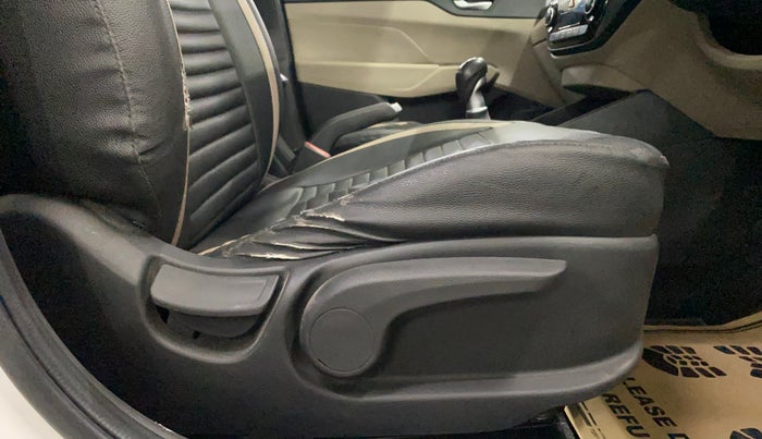 2018 Hyundai Verna 1.4 EX PETROL, Petrol, Manual, 43,601 km, Driver Side Adjustment Panel