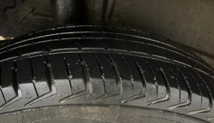 2021 Maruti New Wagon-R LXI CNG 1.0, CNG, Manual, 59,835 km, Right Rear Tyre Tread