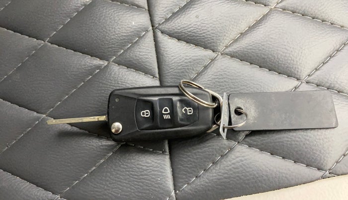 2021 Tata Tiago XZA PETROL, Petrol, Automatic, 42,883 km, Key Close Up
