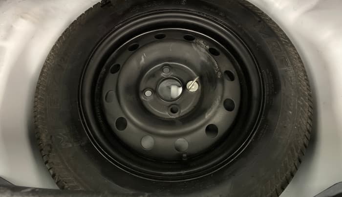 2016 Maruti Swift VXI, Petrol, Manual, 1,39,817 km, Spare Tyre