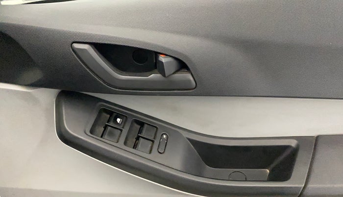 2023 Tata Tiago XT (O) PETROL, CNG, Manual, 24,427 km, Driver Side Door Panels Control