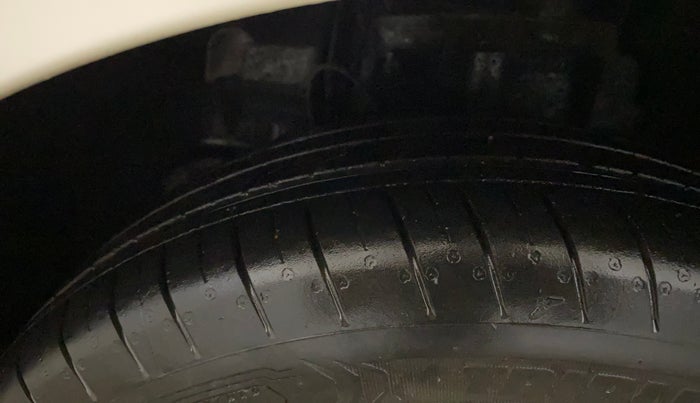 2023 Tata Tiago XT (O) PETROL, CNG, Manual, 24,427 km, Left Front Tyre Tread