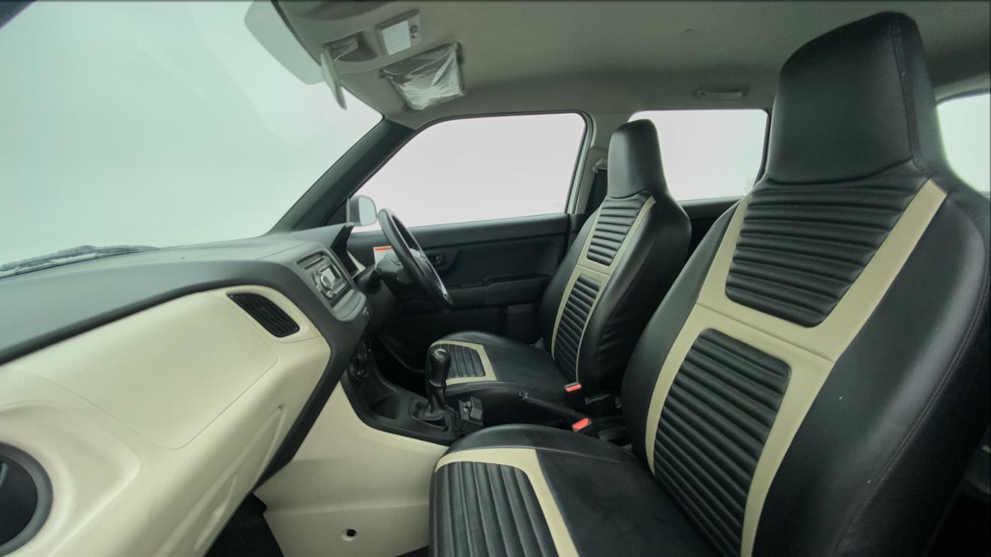 2020 Maruti New Wagon-R LXI CNG 1.0 L, CNG, Manual, 62,629 km, Right Side Front Door Cabin