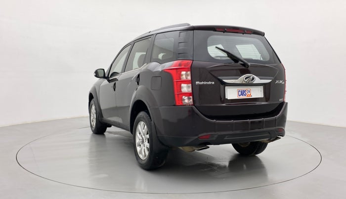 2018 Mahindra XUV500 W10 1.99, Diesel, Manual, 1,24,586 km, Left Back Diagonal