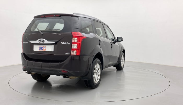 2018 Mahindra XUV500 W10 1.99, Diesel, Manual, 1,24,586 km, Right Back Diagonal