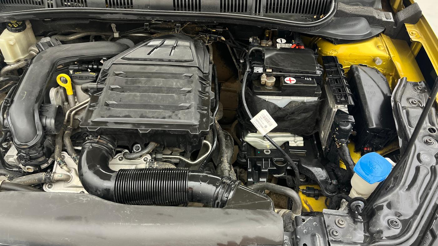 2022 Volkswagen VIRTUS TOPLINE TSI 1.0 MT, Petrol, Manual, 70,726 km, Engine View - Left