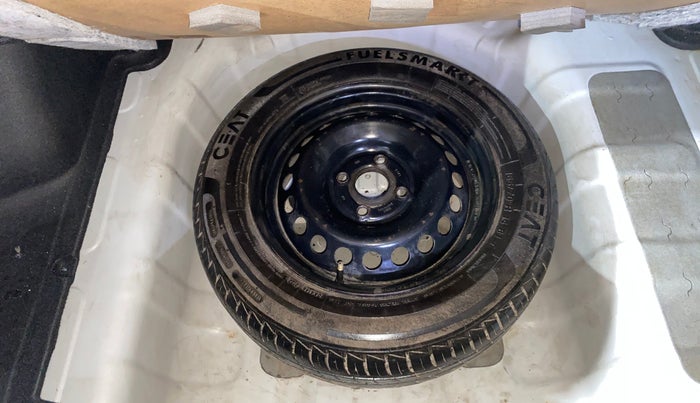 2015 Hyundai Xcent S 1.2, Petrol, Manual, 37,061 km, Spare Tyre