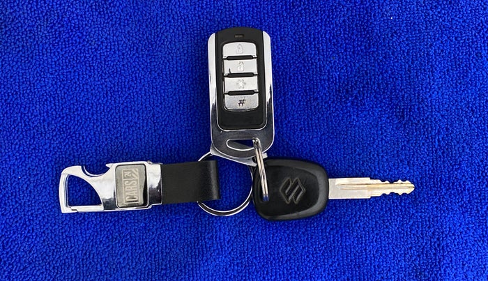 2018 Maruti Alto K10 VXI P, Petrol, Manual, 15,059 km, Key Close Up