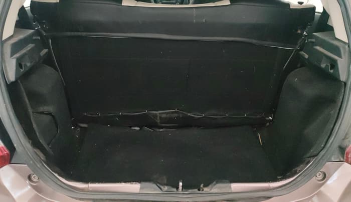 2018 Tata Tiago XZA PLUS PETROL, Petrol, Automatic, 1,04,525 km, Boot Inside