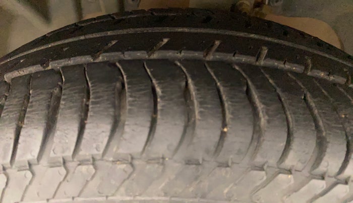 2014 Ford Ecosport TITANIUM 1.5L PETROL, Petrol, Manual, 46,247 km, Left Front Tyre Tread