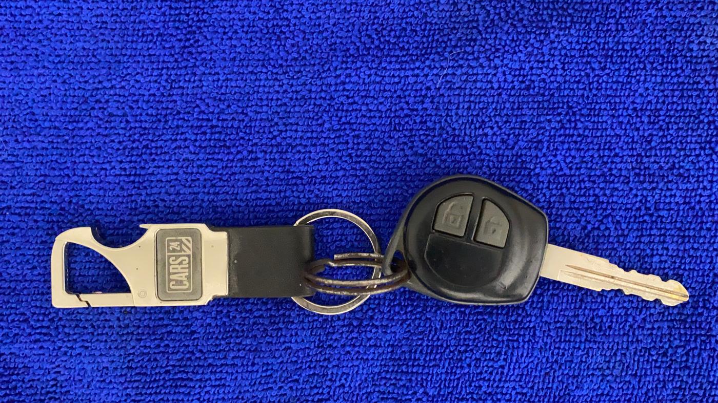 2012 Maruti Swift VXI, Petrol, Manual, 52,117 km, Key Close Up