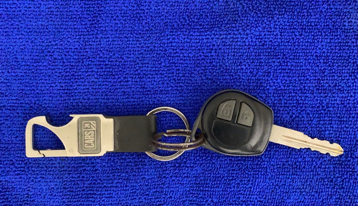 2012 Maruti Swift VXI, Petrol, Manual, 52,117 km, Key Close Up
