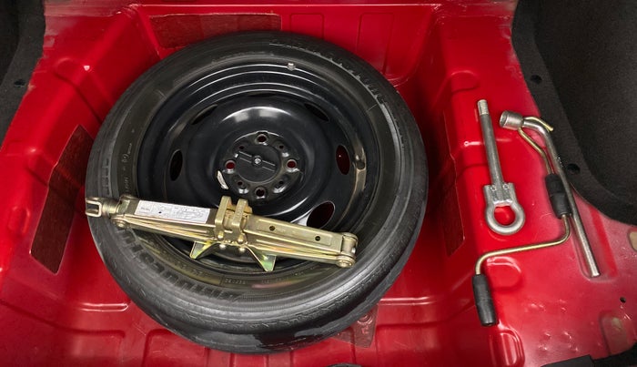 2017 Tata Zest XMS PETROL, Petrol, Manual, 44,969 km, Spare Tyre