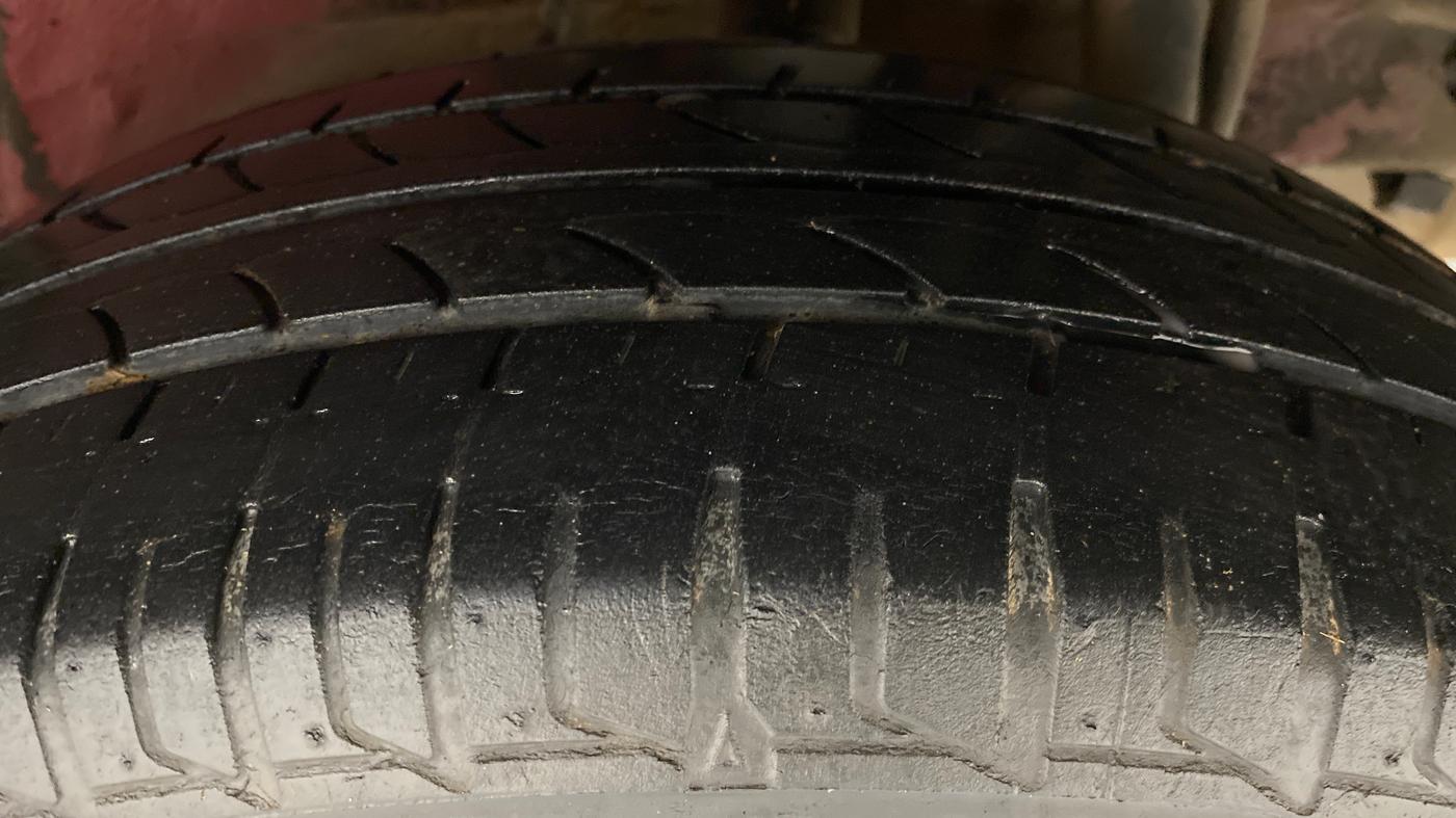 2017 Tata Zest XMS PETROL, Petrol, Manual, 44,969 km, Left Rear Tyre Tread