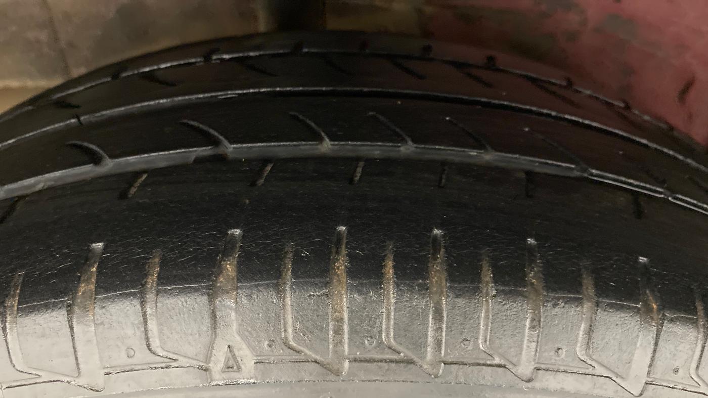 2017 Tata Zest XMS PETROL, Petrol, Manual, 44,969 km, Right Rear Tyre Tread