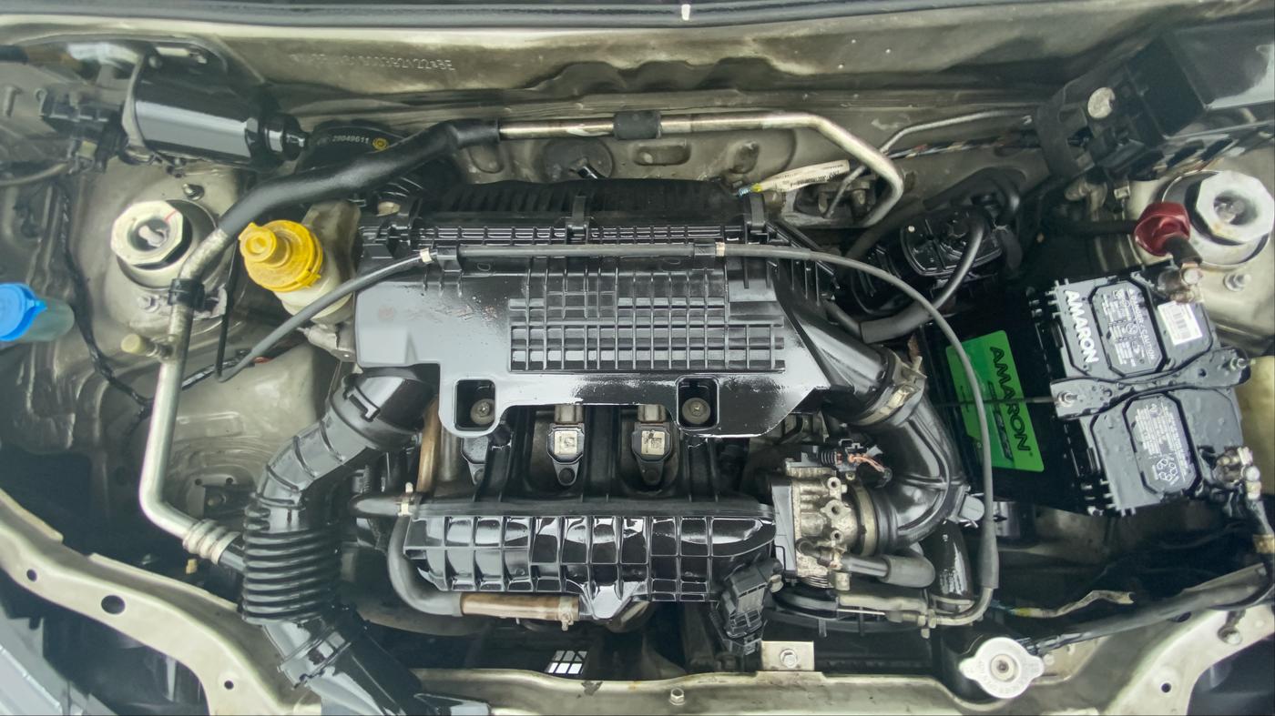 2014 Maruti Alto 800 LXI, Petrol, Manual, 1,37,470 km, Engine Bonet View