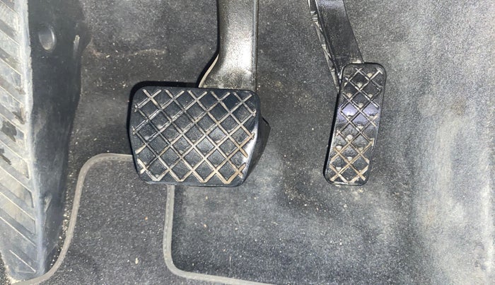 2016 Skoda Superb L&K 1.8 TSI AT, Petrol, Automatic, 51,905 km, Pedals