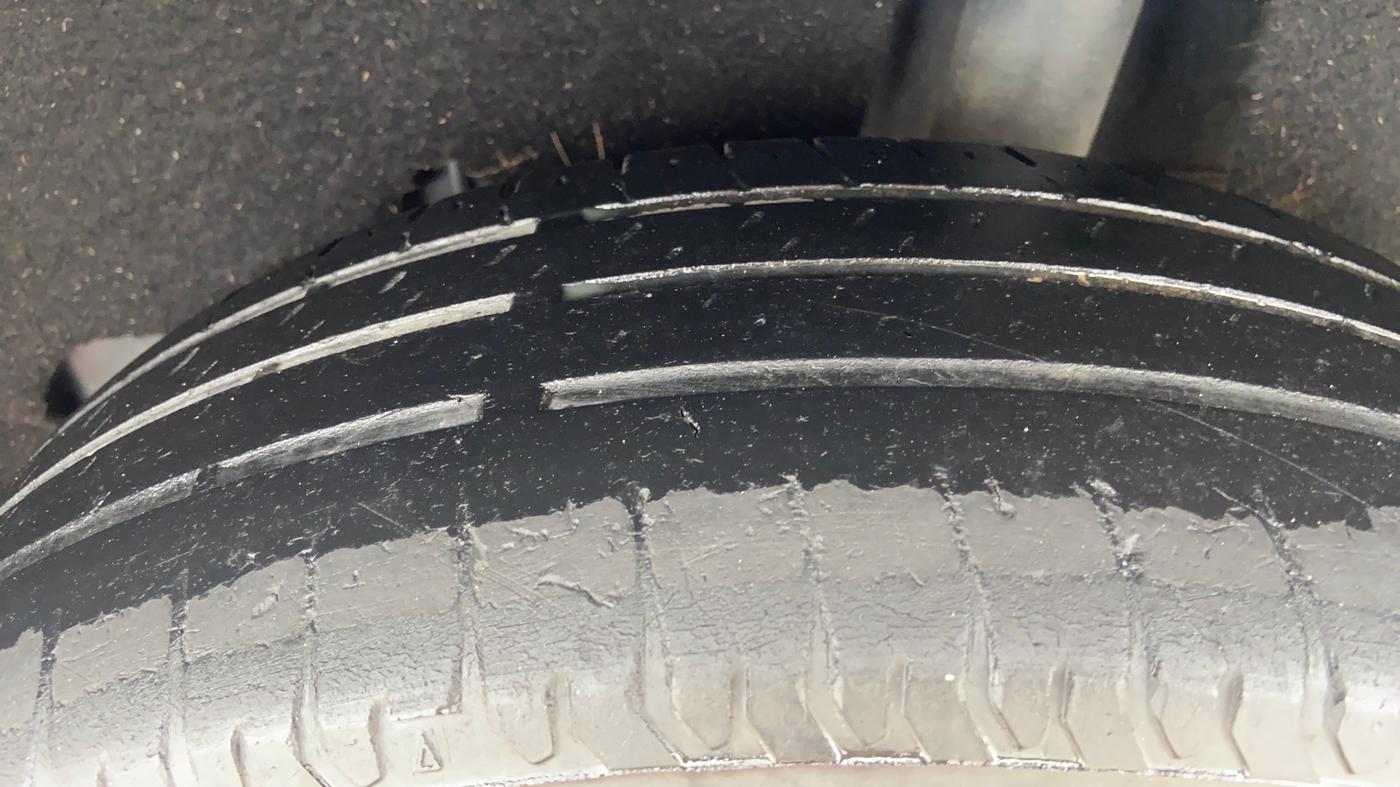 2021 Maruti Baleno DELTA PETROL 1.2, Petrol, Manual, 60,395 km, Left Rear Tyre Tread