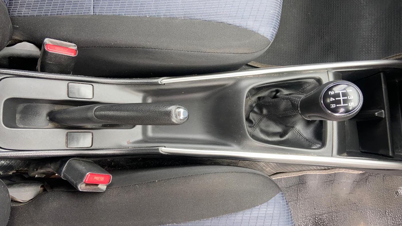 2021 Maruti Baleno DELTA PETROL 1.2, Petrol, Manual, 60,395 km, Gear Lever
