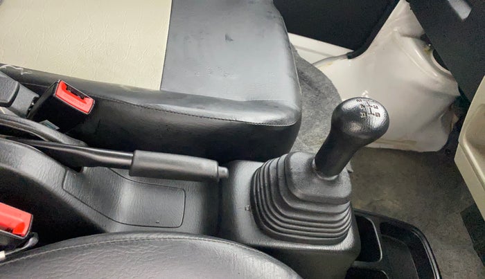 2021 Maruti Eeco 7 STR, Petrol, Manual, 11,325 km, Gear Lever