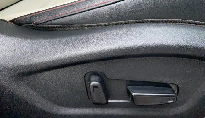 2019 KIA SELTOS GTX PLUS DCT 1.4 PETROL, Petrol, Automatic, 52,695 km, Driver Side Adjustment Panel