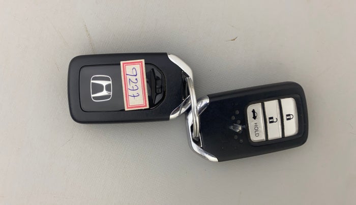 2020 Honda City 1.5L I-VTEC ZX, Petrol, Manual, 19,094 km, Key Close Up