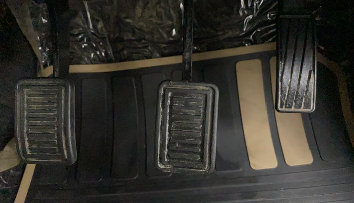 2022 Mahindra Bolero B6 (O), Diesel, Manual, 10,118 km, Pedals