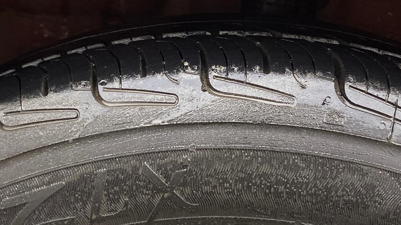 2018 Maruti Celerio ZXI AMT (O), Petrol, Automatic, 31,733 km, Left Front Tyre Tread