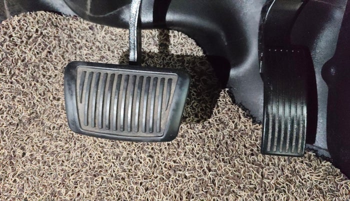 2019 Hyundai VENUE SX PLUS 1.0 TURBO DCT, Petrol, Automatic, 79,949 km, Pedals