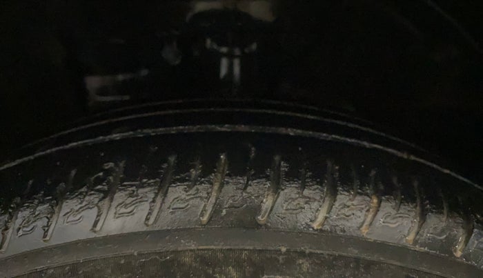 2020 Hyundai VENUE SX 1.0 (O) TURBO, Petrol, Manual, 71,240 km, Left Front Tyre Tread