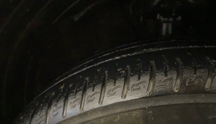 2020 Hyundai VENUE SX 1.0 (O) TURBO, Petrol, Manual, 71,240 km, Right Front Tyre Tread