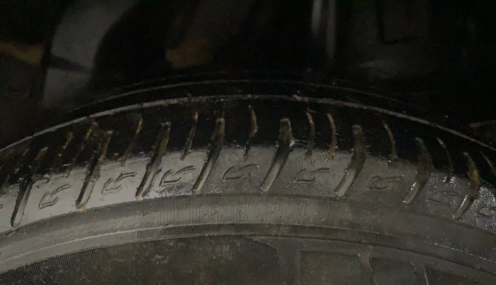 2020 Hyundai VENUE SX 1.0 (O) TURBO, Petrol, Manual, 71,240 km, Left Rear Tyre Tread