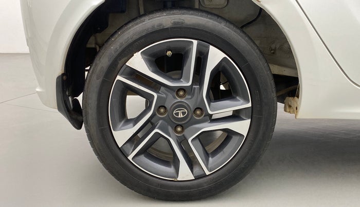 2020 Tata Tiago XZ+ 1.2 Revotron, Petrol, Manual, 35,358 km, Right Rear Wheel