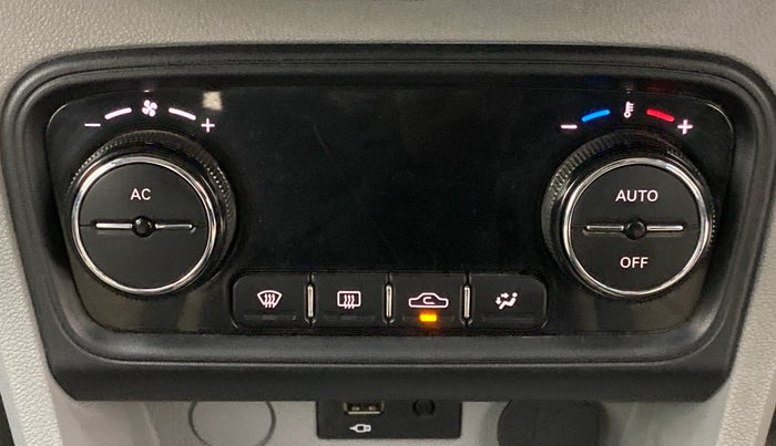 2020 Tata Tiago XZ+ 1.2 Revotron, Petrol, Manual, 35,358 km, Automatic Climate Control
