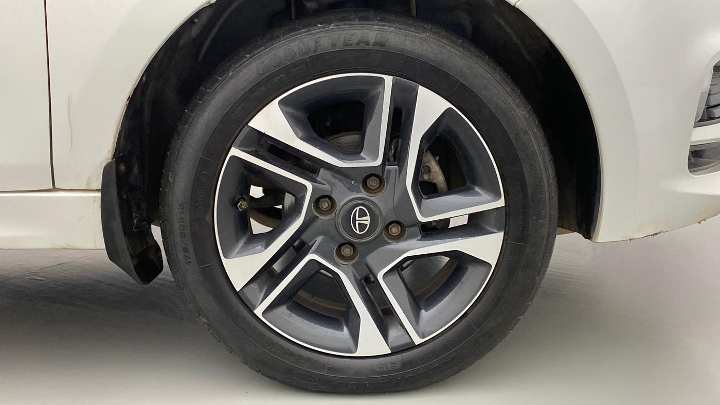 2020 Tata Tiago XZ+ 1.2 Revotron, Petrol, Manual, 35,358 km, Right Front Wheel
