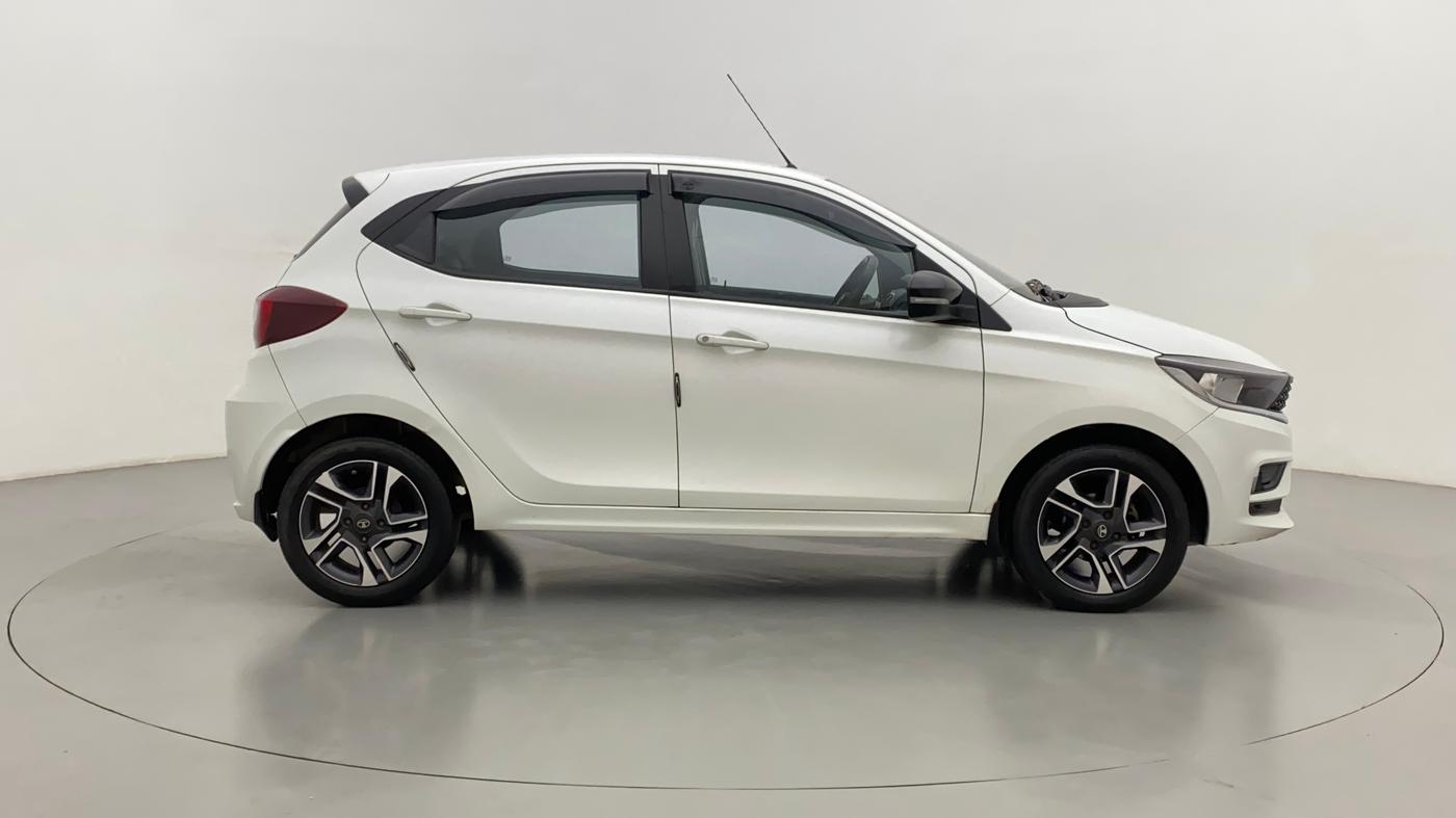 2020 Tata Tiago XZ+ 1.2 Revotron, Petrol, Manual, 35,358 km, Right Side View
