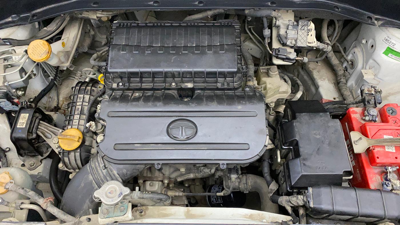 2022 Tata PUNCH CREATIVE  AMT, Petrol, Automatic, 43,916 km, Engine View