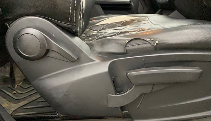 2022 Tata PUNCH CREATIVE  AMT, Petrol, Automatic, 43,916 km, Driver Side Adjustment Panel