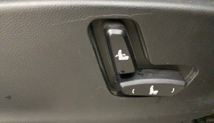 2021 MG HECTOR SHARP 1.5 PETROL CVT, Petrol, Automatic, 44,997 km, Driver Side Adjustment Panel