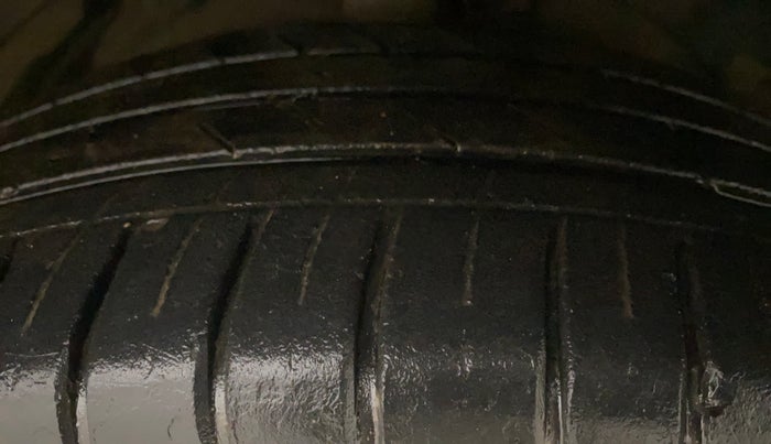 2021 MG HECTOR SHARP 1.5 PETROL CVT, Petrol, Automatic, 44,997 km, Right Front Tyre Tread