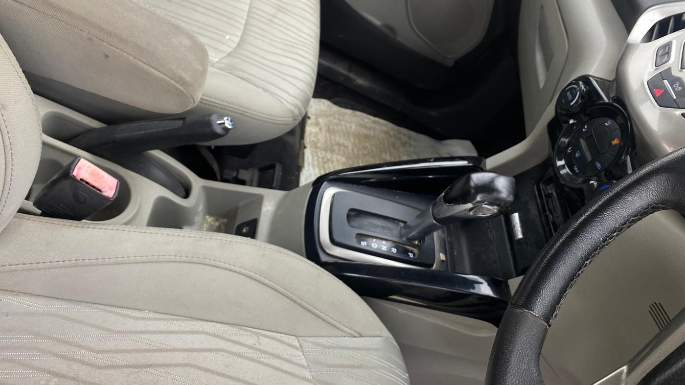 2013 Ford Ecosport TITANIUM 1.5L PETROL AT, Petrol, Automatic, 74,387 km, Gear Lever