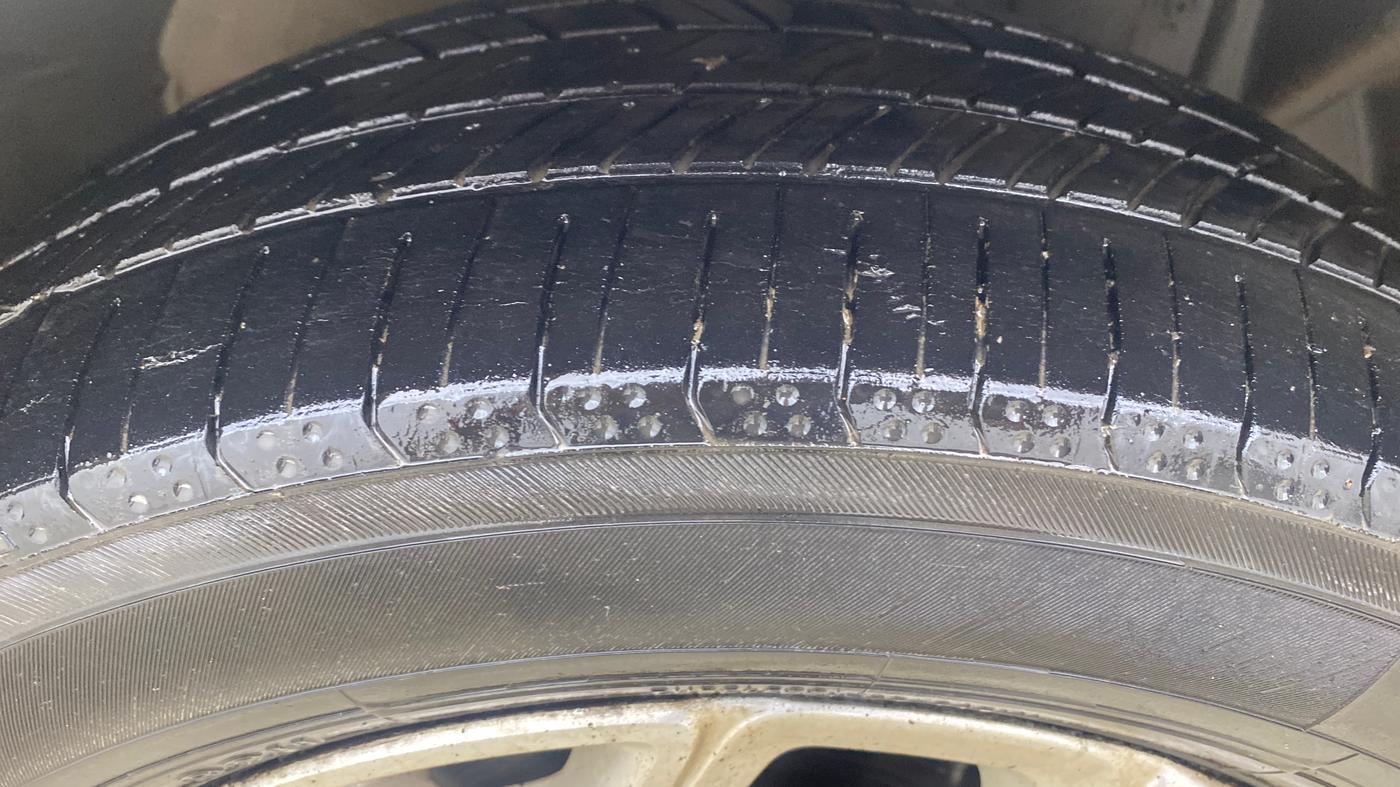 2013 Ford Ecosport TITANIUM 1.5L PETROL AT, Petrol, Automatic, 74,387 km, Right Front Tyre Tread