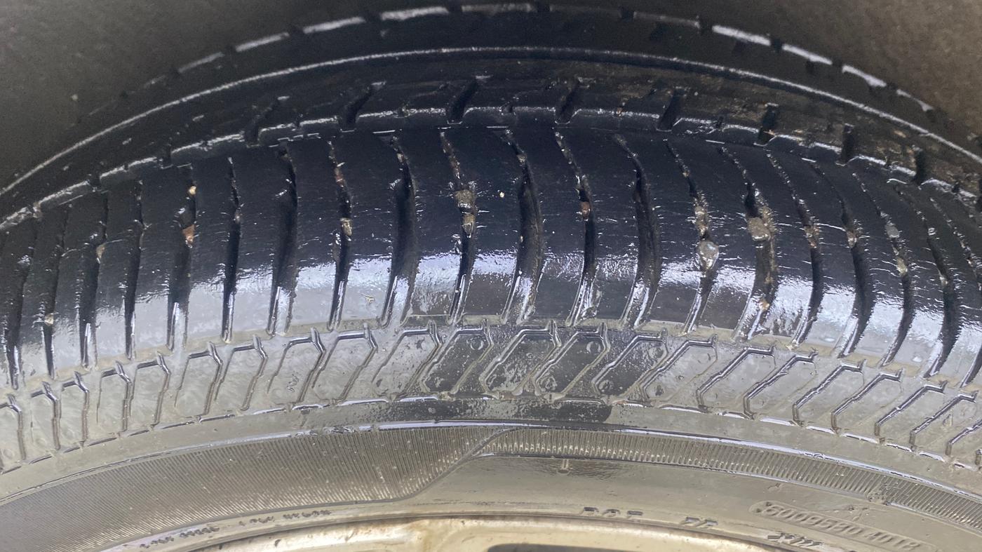 2013 Ford Ecosport TITANIUM 1.5L PETROL AT, Petrol, Automatic, 74,387 km, Right Rear Tyre Tread