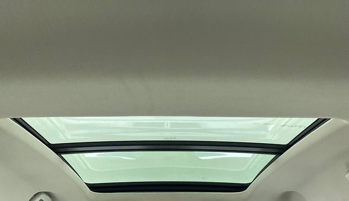 2022 Tata Safari XZA PLUS GOLD, Diesel, Automatic, 20,621 km, Moonroof/ Sunroof